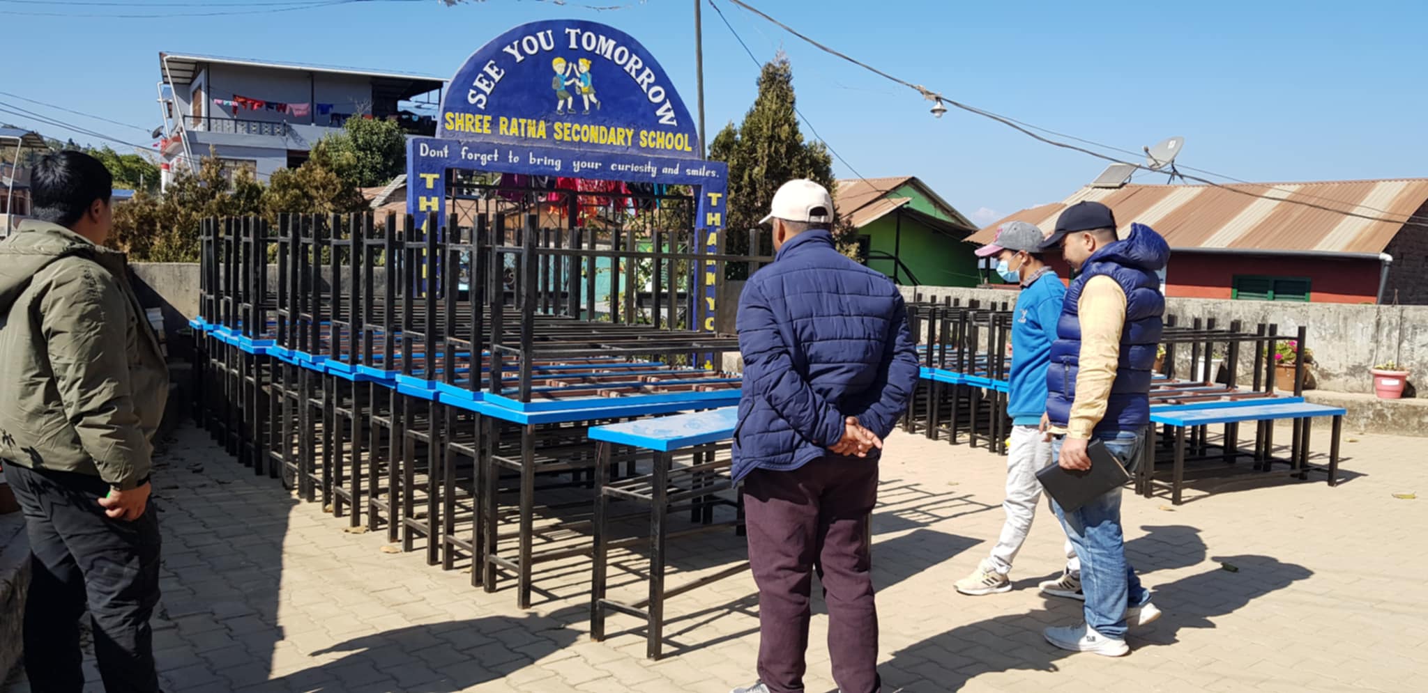 रत्न मा वि फर्निचर खरिद